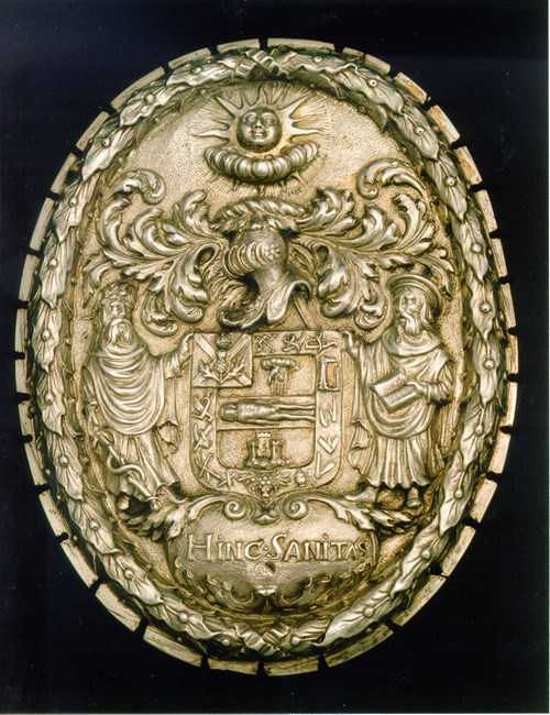 College Officer's badge College Officer's badge