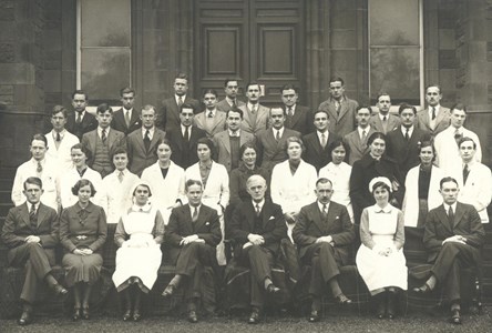 Royal Infirmary of Edinburgh 1937. School of Medicine students undertook clinical training here